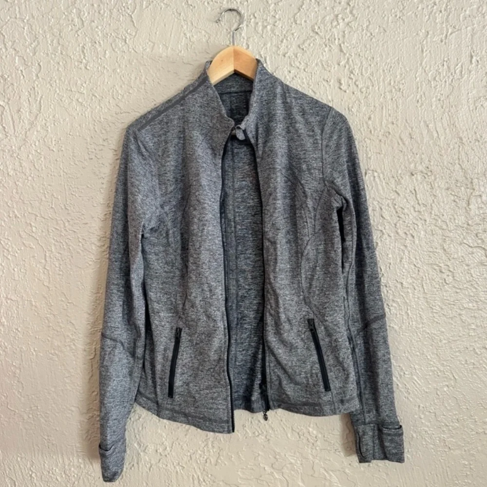 ⭐️ Lululemon Gray Zip-Up Jacket